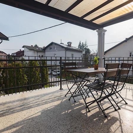 Vila Klara Apartments リュブリャナ エクステリア 写真