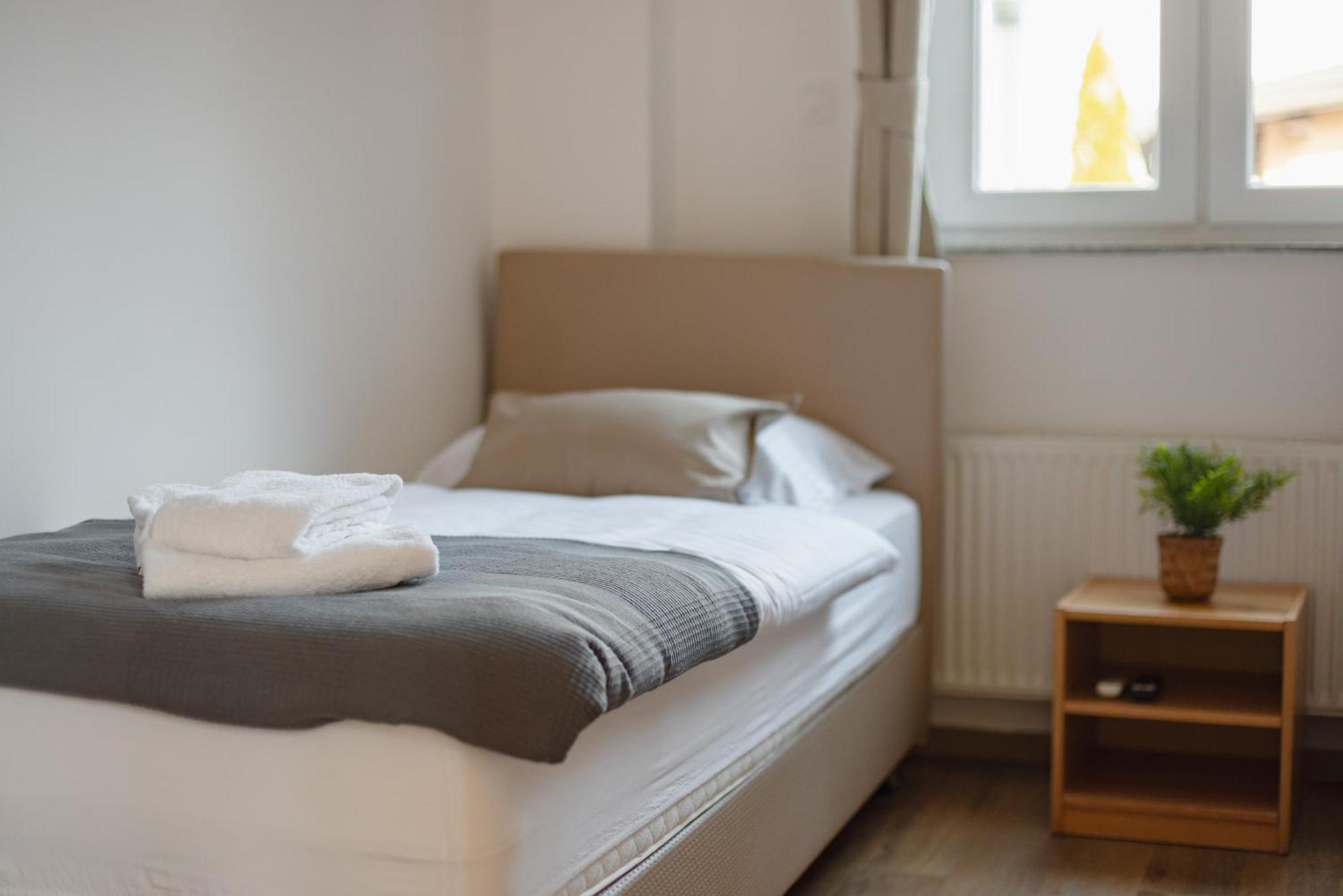 Vila Klara Apartments リュブリャナ エクステリア 写真