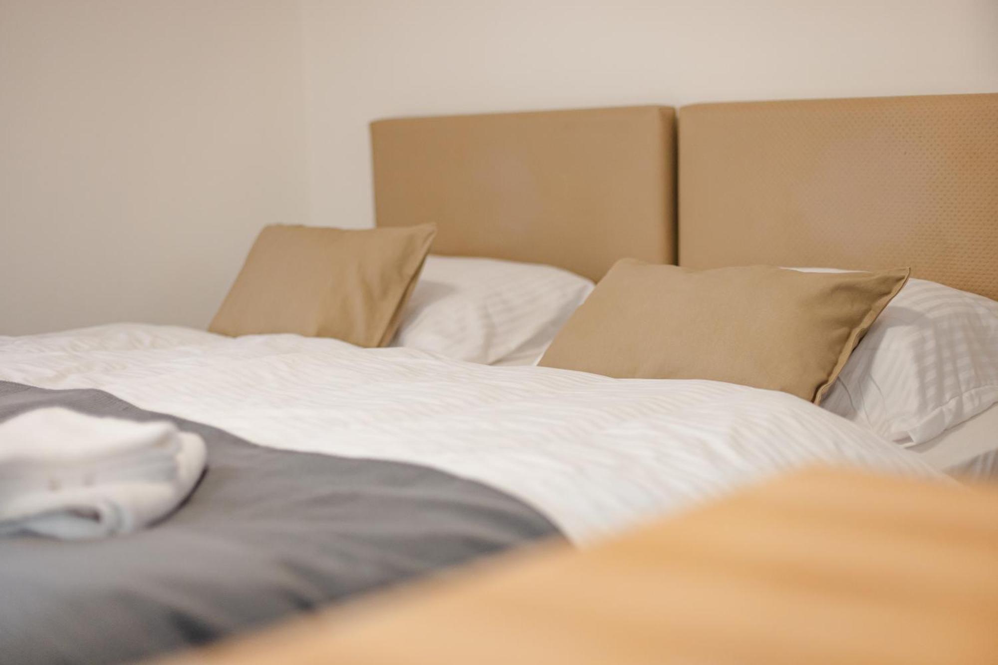 Vila Klara Apartments リュブリャナ エクステリア 写真