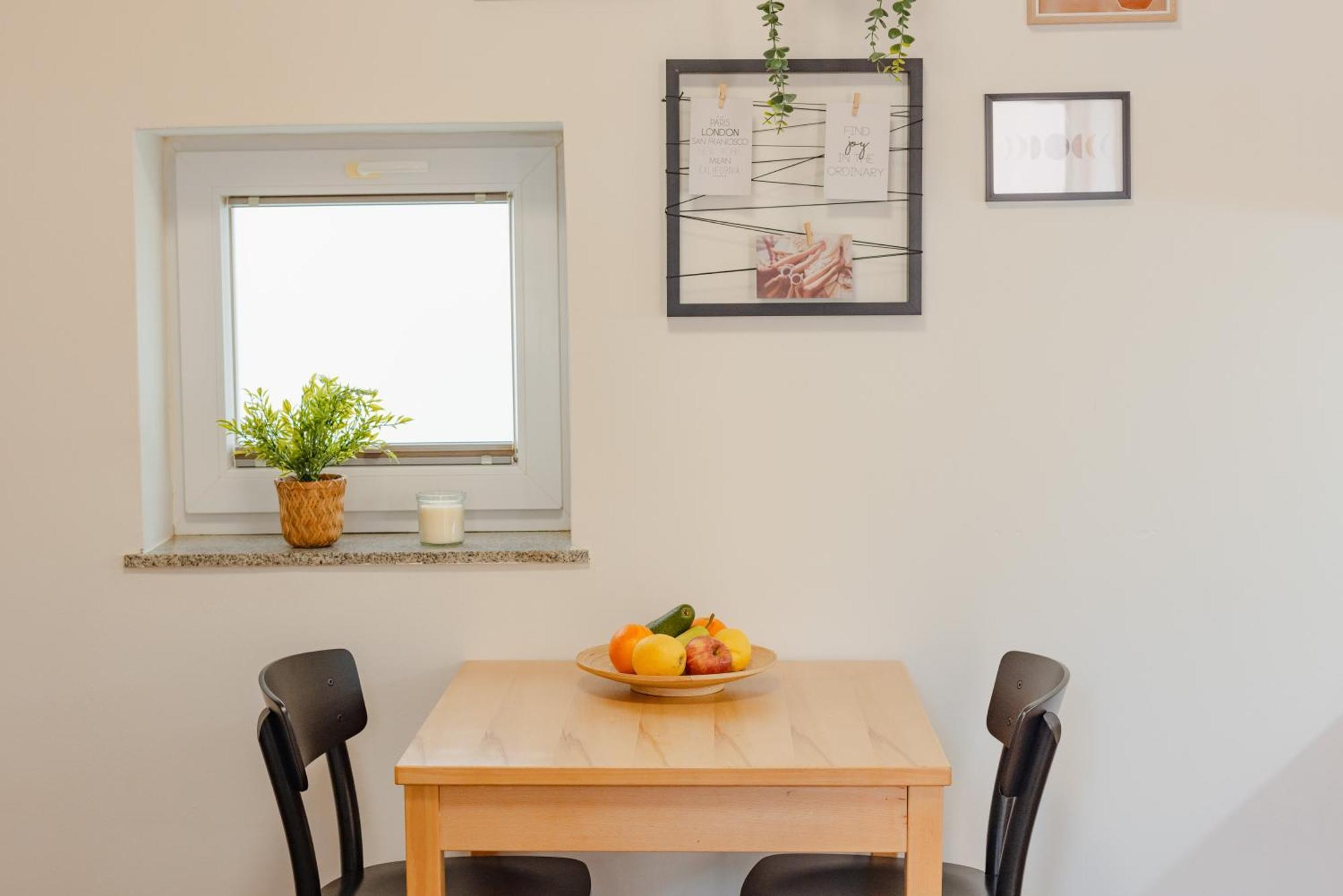 Vila Klara Apartments リュブリャナ エクステリア 写真